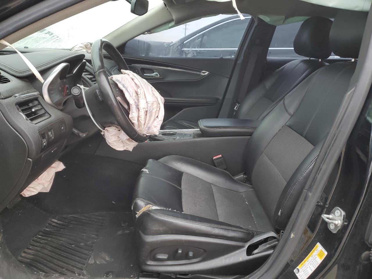 2017 Chevrolet Impala VIN 1G1105S38HU115614 Copart auction photo, front end / side damage thumbnail 7