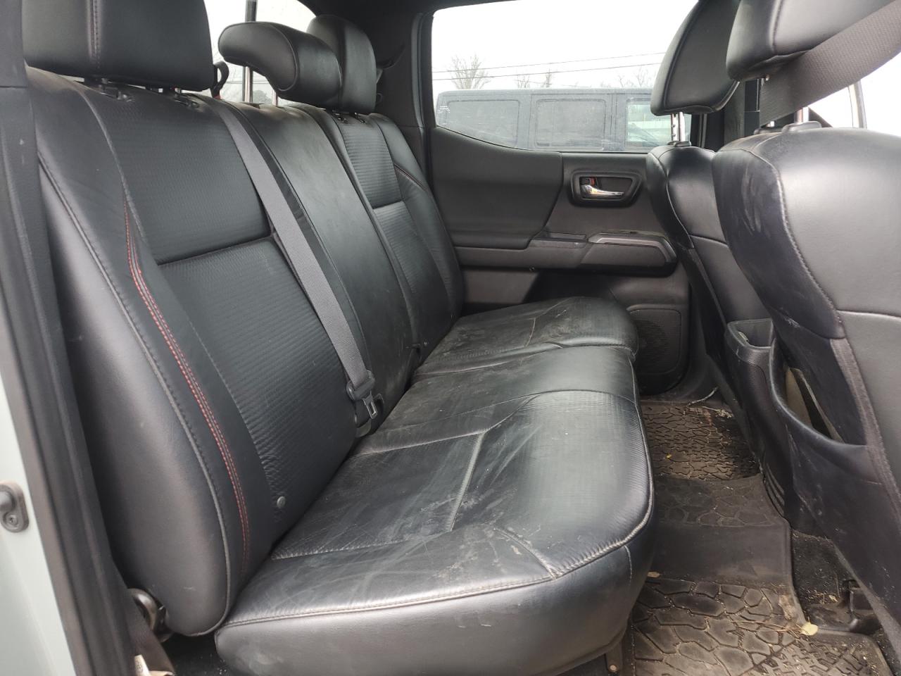 2021 Toyota Tacoma VIN 5TFCZ5AN0MX265699 Copart auction photo, front end / rear end damage thumbnail 10