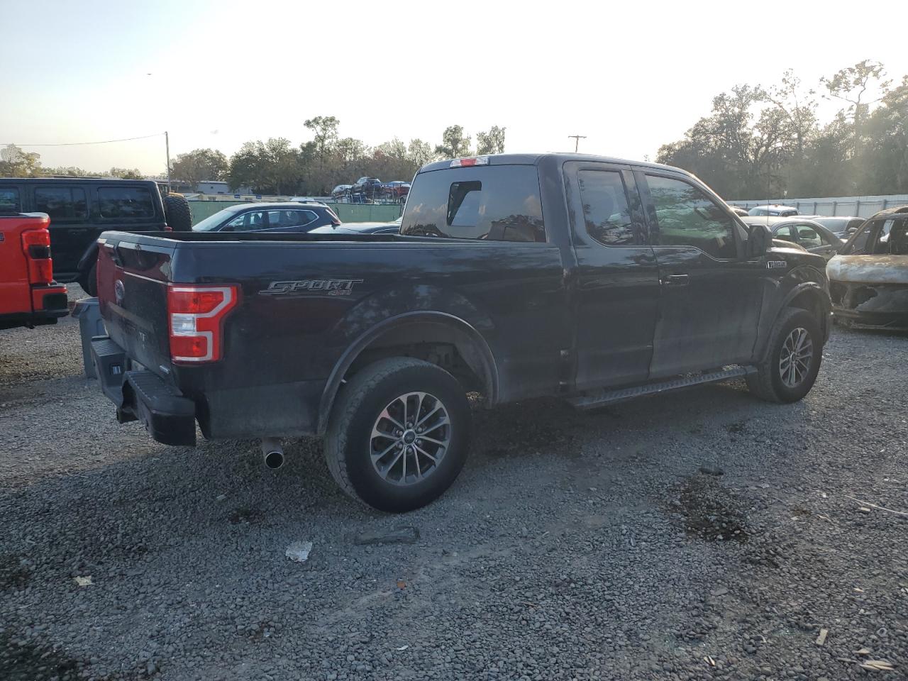 2018 Ford F-150 VIN 1FTEX1EP6JFA29692 Copart auction photo, front end damage thumbnail 3