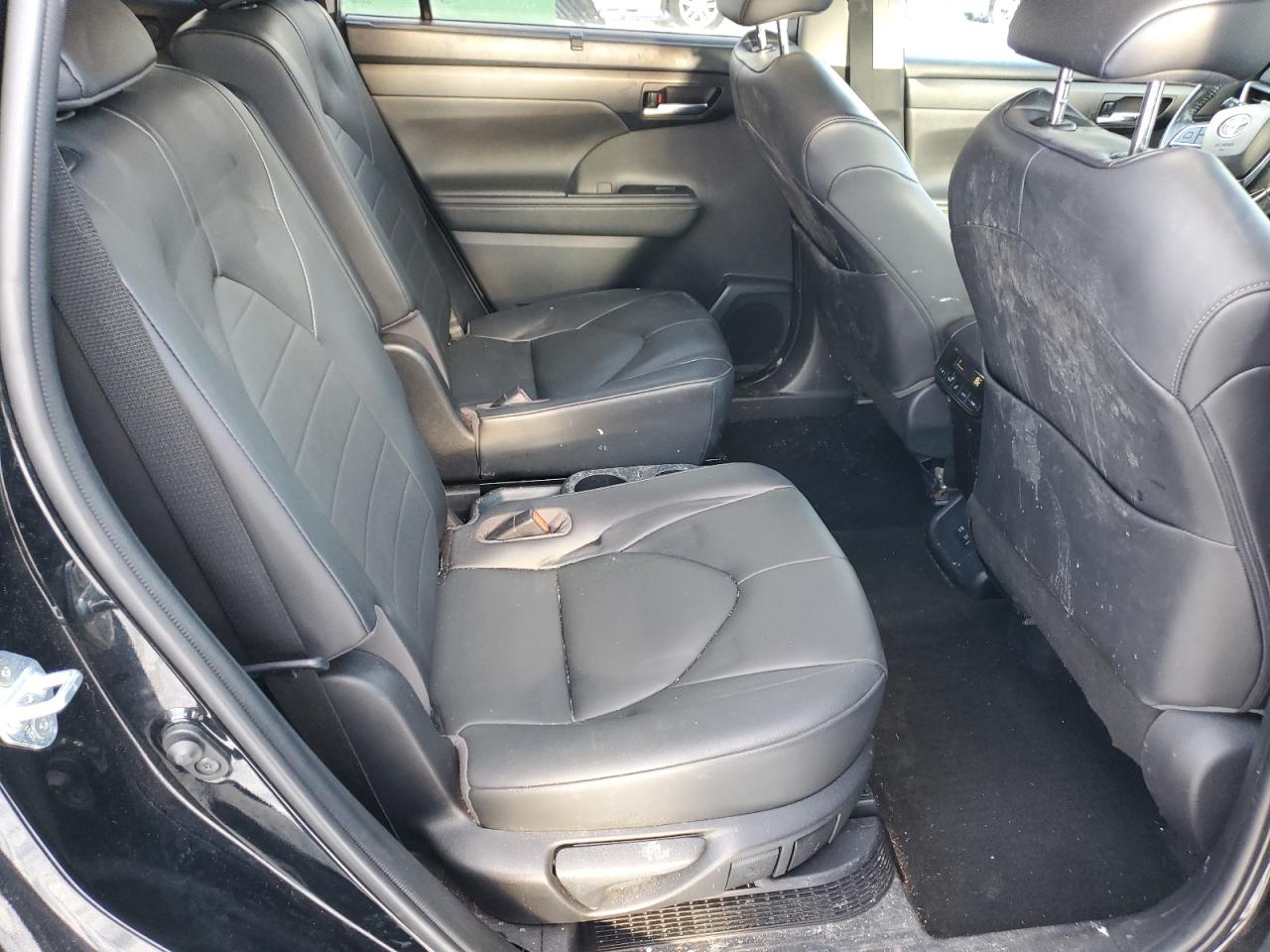 2020 Toyota Highlander VIN 5TDGBRCH8LS501931 Copart auction photo, rear end damage thumbnail 11