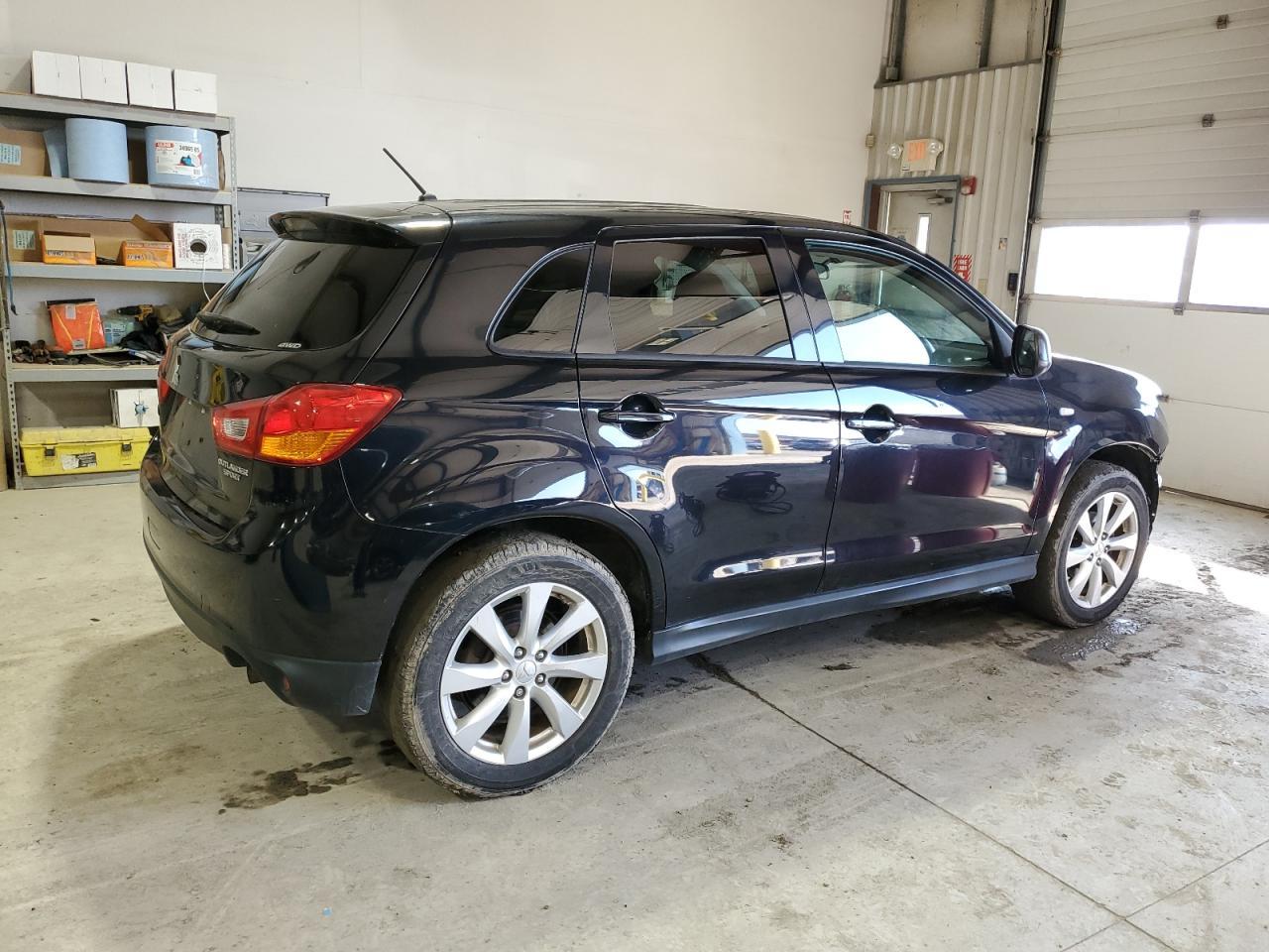2015 Mitsubishi Outlander VIN 4A4AR3AU6FE015846 Copart auction photo, front end damage thumbnail 3