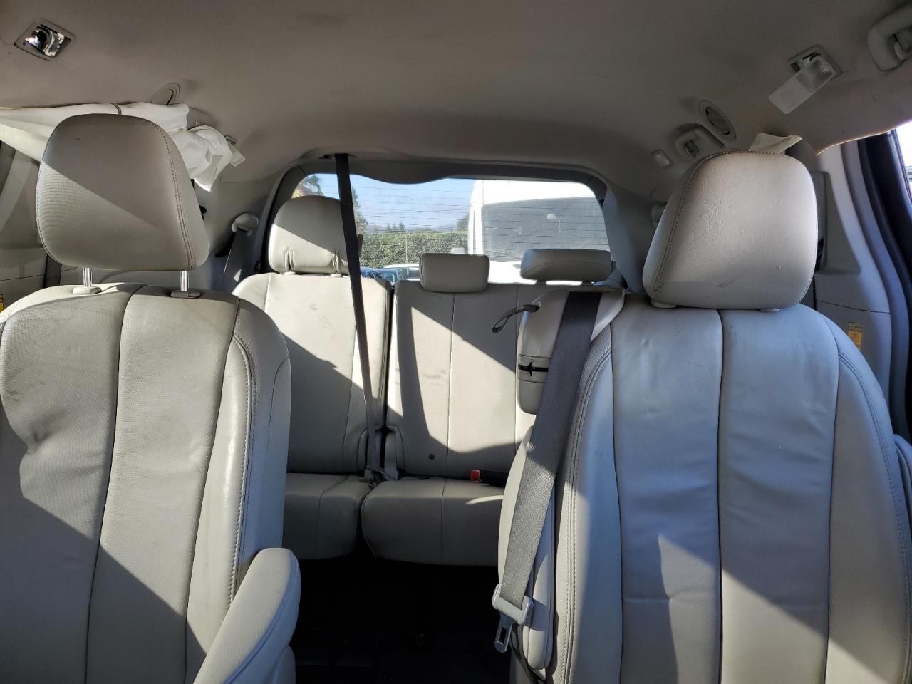 2014 Toyota Sienna VIN 5TDYK3DC5ES499322 Copart auction photo, all over damage thumbnail 10