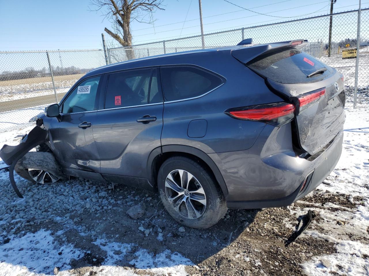 2021 Toyota Highlander VIN 5TDGZRAH6MS052300 Copart auction photo, front end / all over damage thumbnail 2