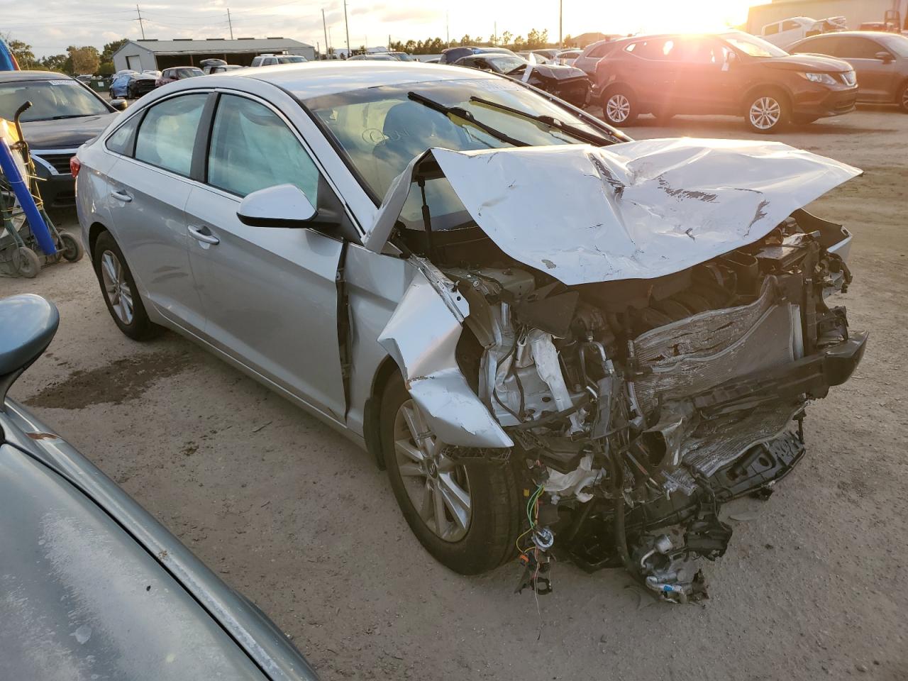 2017 Hyundai Sonata VIN 5NPE24AF3HH577503 Copart auction photo, front end damage thumbnail 4