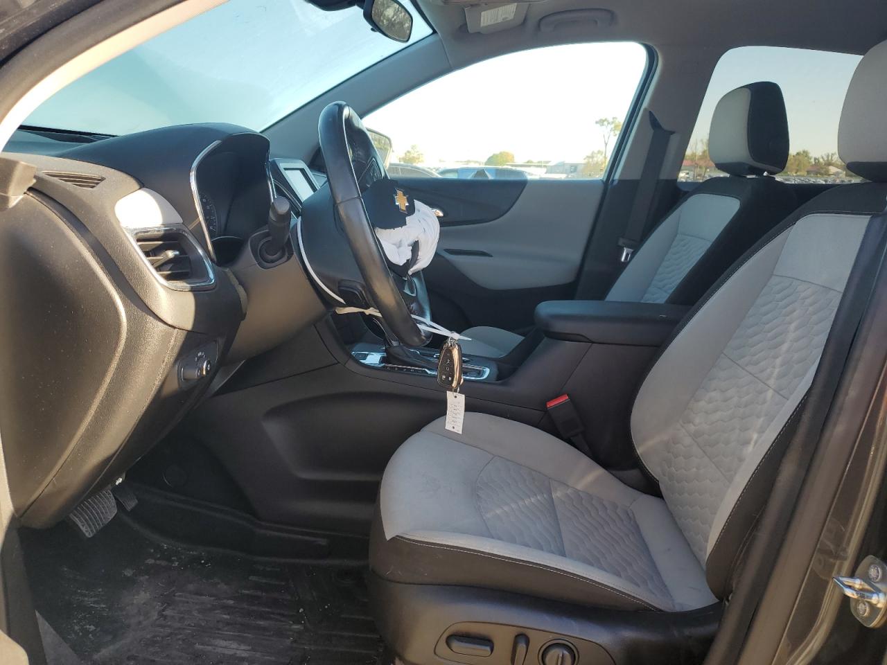 2019 Chevrolet Equinox VIN 3GNAXUEV9KS527792 Copart auction photo, front end / frame damage damage thumbnail 7