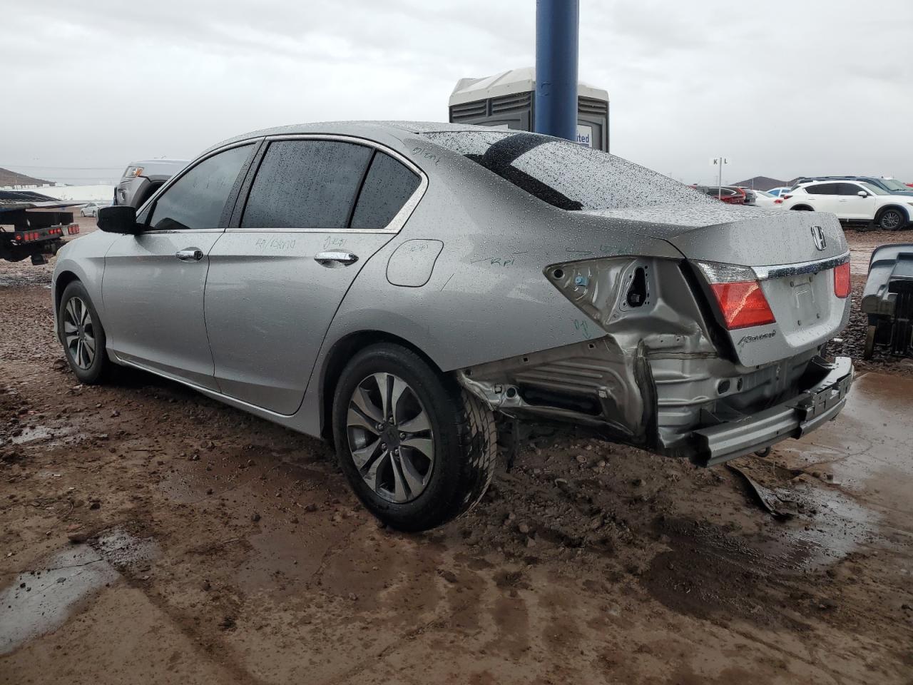 2013 Honda Accord VIN 1HGCR2F39DA065530 Copart auction photo, rear end damage thumbnail 2