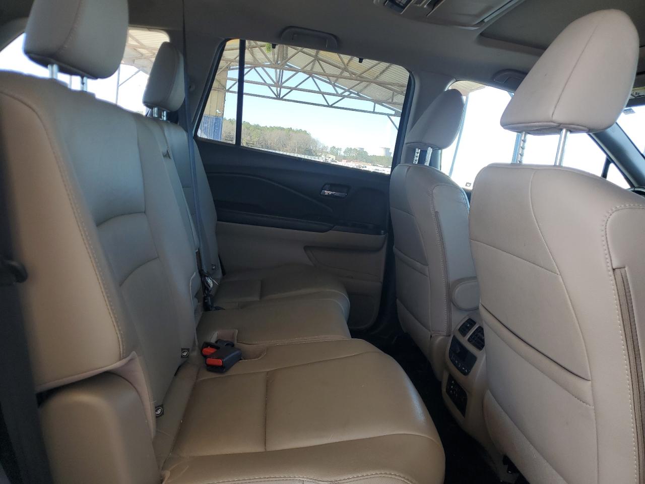 2017 Honda Pilot VIN 5FNYF5H91HB004072 Copart auction photo, rear end damage thumbnail 11