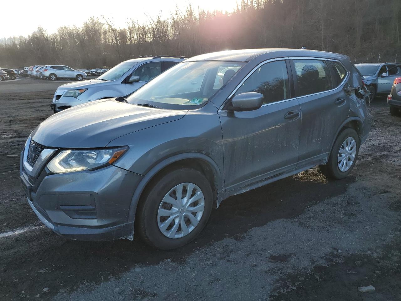 2018 Nissan Rogue VIN KNMAT2MV0JP542527
