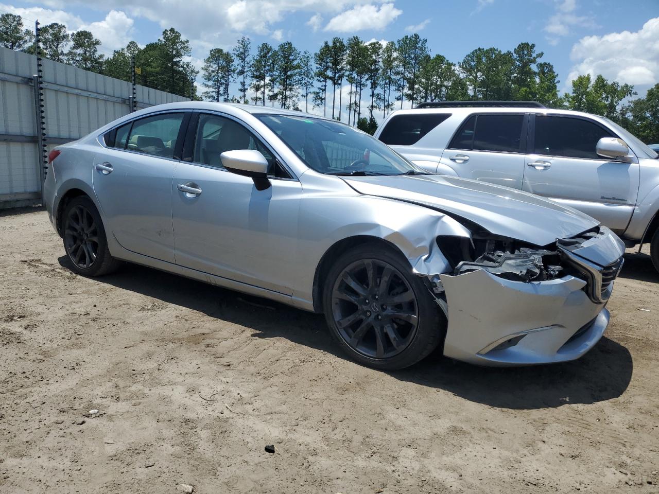 2016 Mazda 6 VIN JM1GJ1W55G1486135 Copart auction photo, front end damage thumbnail 4