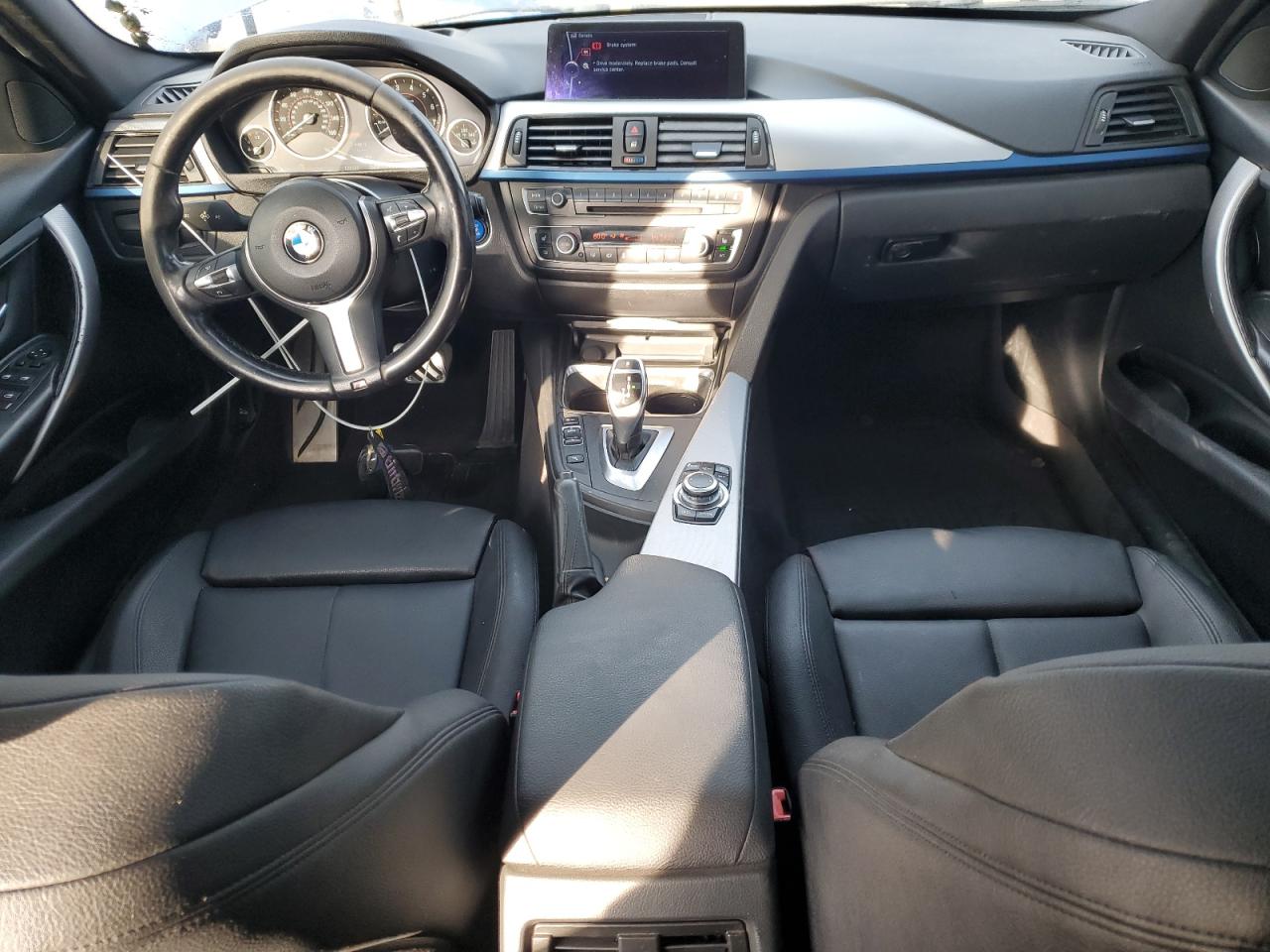 2013 BMW 3er VIN WBA3A9C57DF475179 Copart auction photo, front end / minor dent/scratches damage thumbnail 8