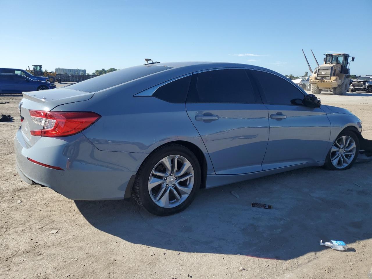 2022 Honda Accord VIN 1HGCV2F32NA007112 Copart auction photo, front end damage thumbnail 3