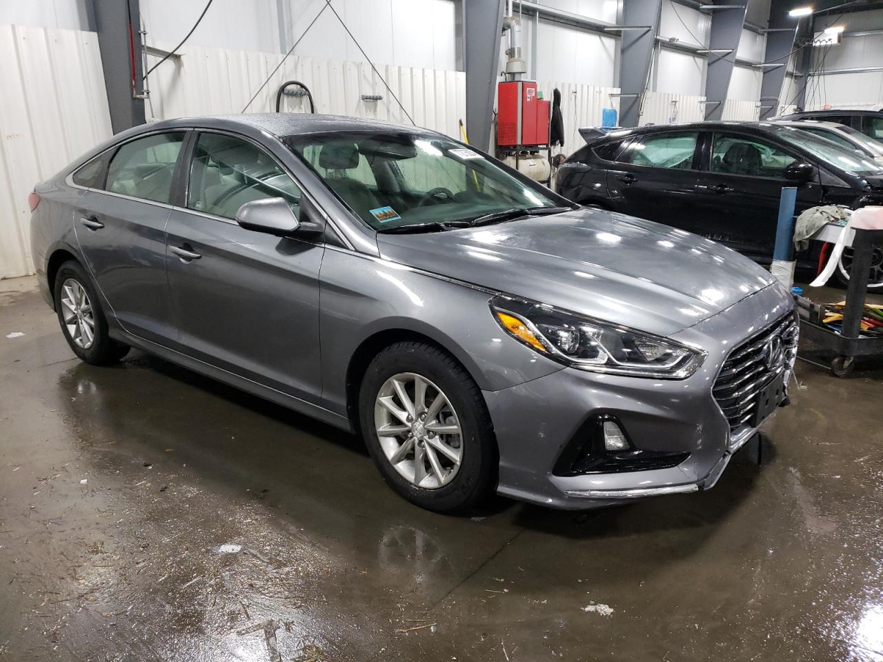 2018 Hyundai Sonata VIN 5NPE24AA2JH710505 Copart auction photo, vandalism damage thumbnail 4