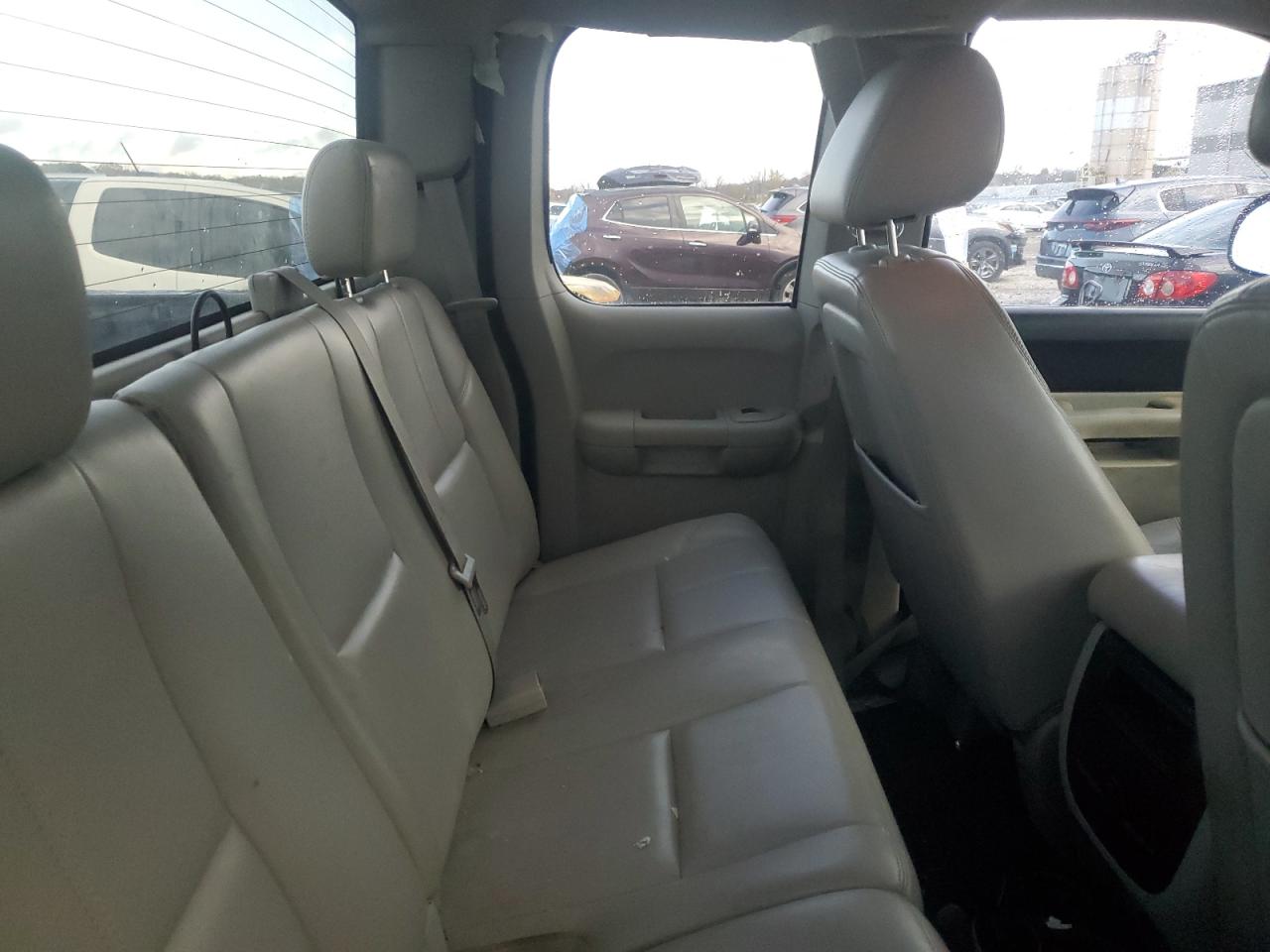 2011 Chevrolet Silverado VIN 1GCRCSE01BZ356586 Copart auction photo, side damage thumbnail 10