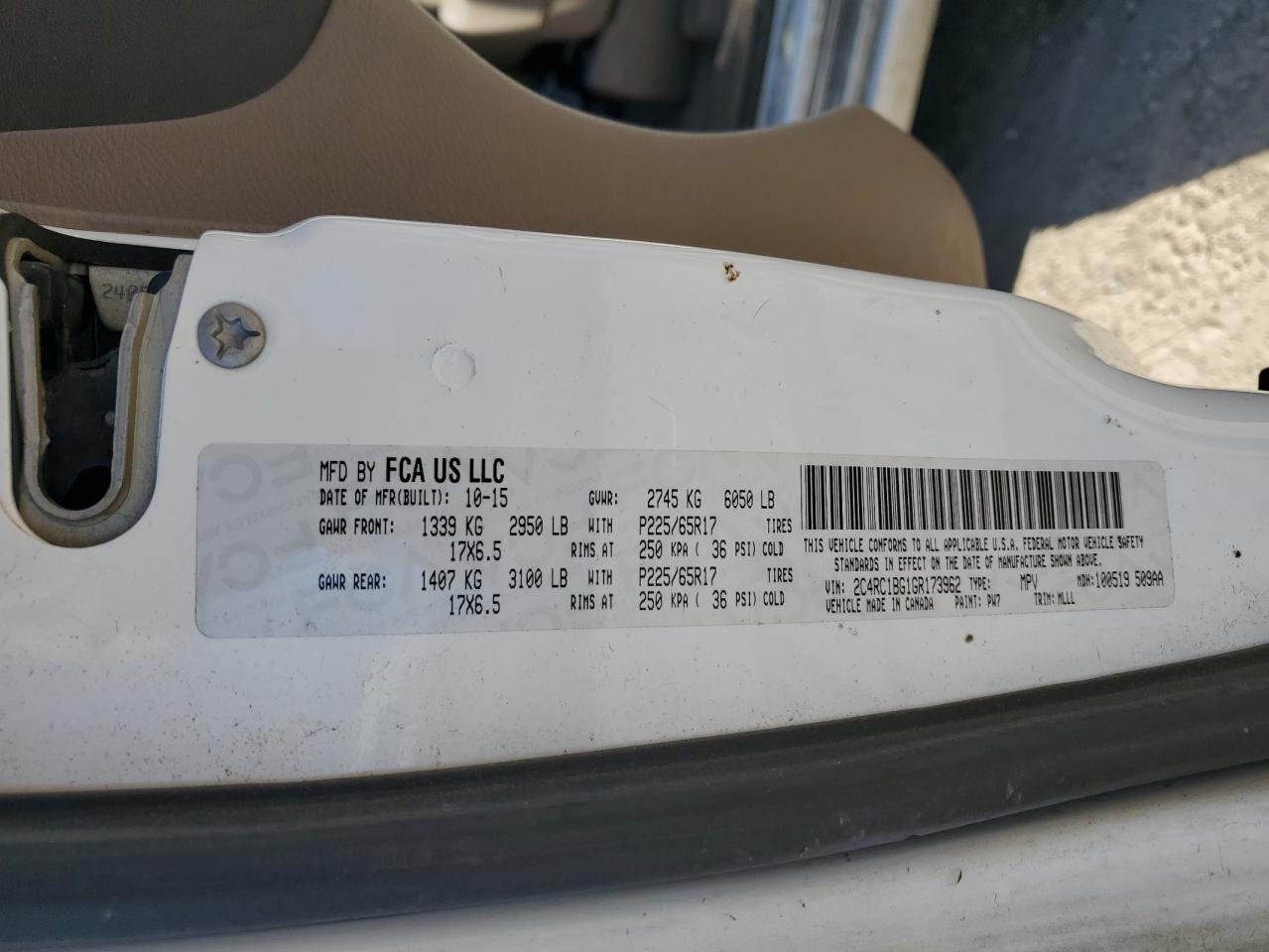 2016 Chrysler Town & Country VIN 2C4RC1BG1GR173962 Copart auction photo, front end damage thumbnail 14