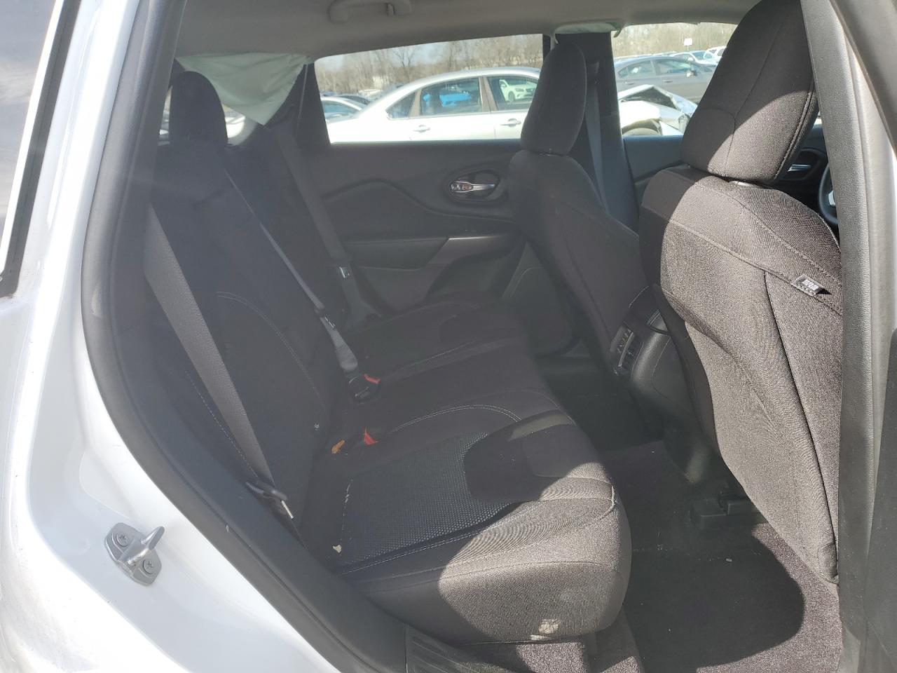 2019 Jeep Grand Cherokee VIN 1C4PJLCX3KD129402 Copart auction photo, side damage thumbnail 12