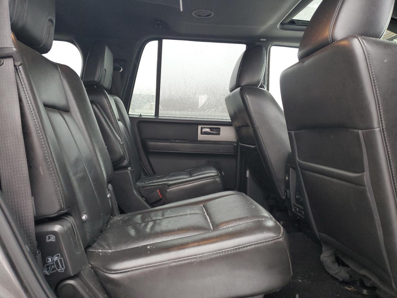 2012 Ford Expedition VIN 1FMJU2A54CEF01555 Copart auction photo, front end damage thumbnail 11