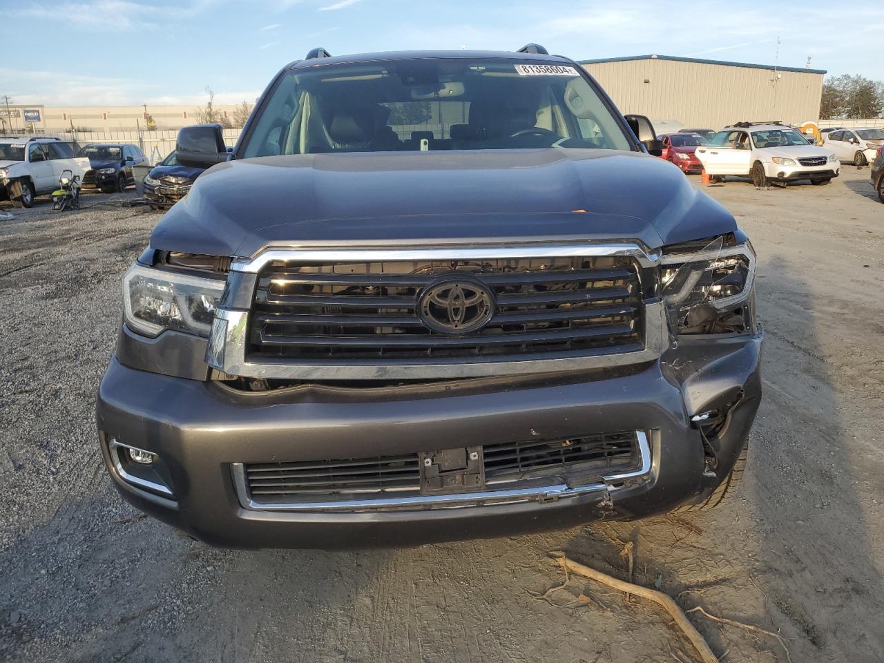 2018 Toyota Sequoia VIN 5TDZY5G16JS070984 Copart auction photo, front end damage thumbnail 5