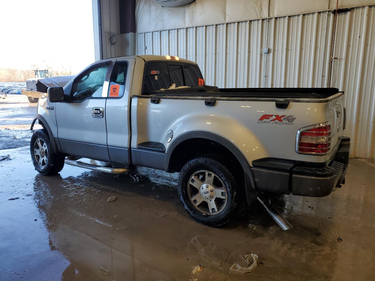 2005 Ford F-150 VIN 1FTRF04585KC12331 Copart auction photo, front end damage thumbnail 2