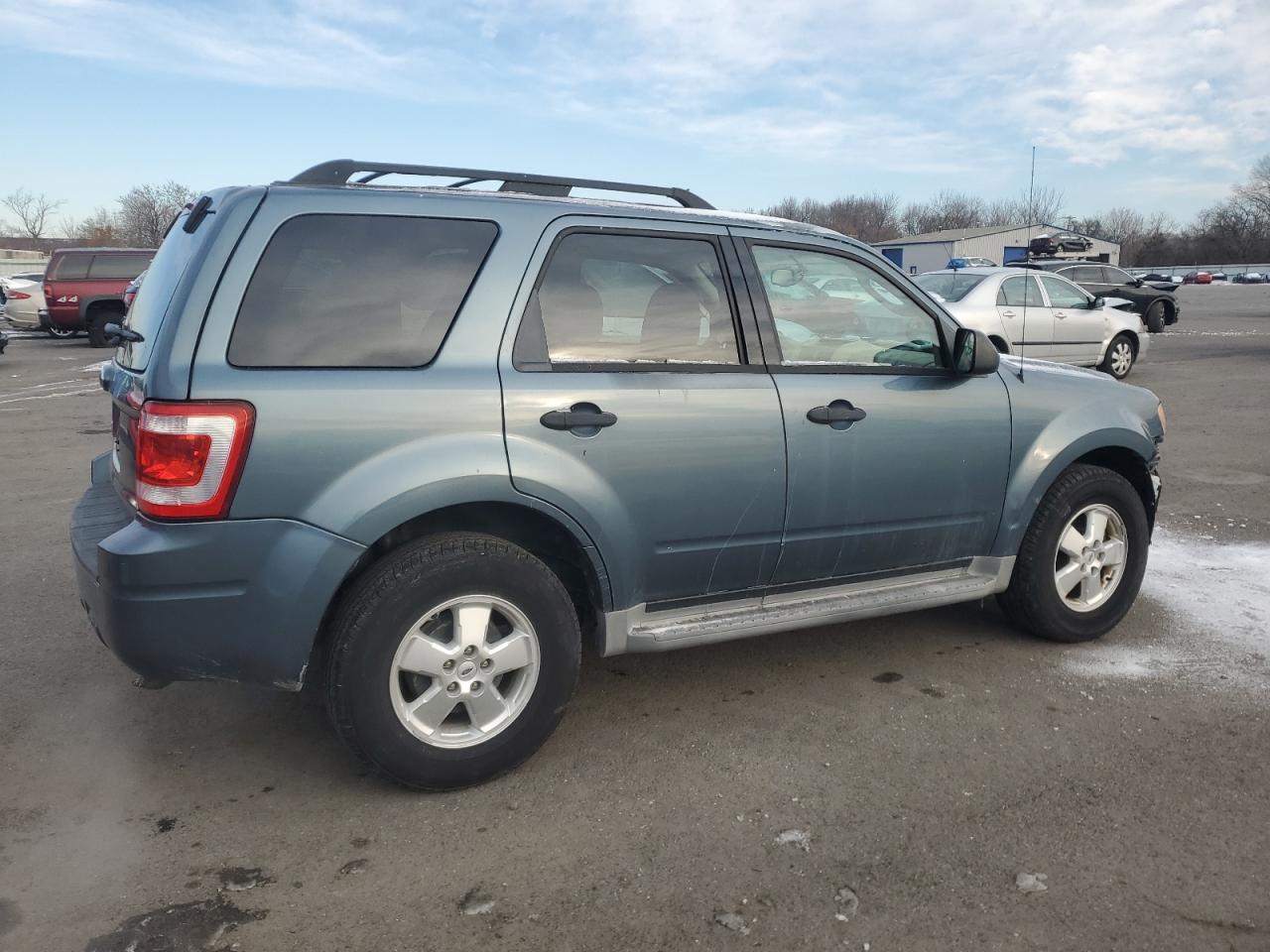 2011 Ford Escape VIN 1FMCU0D76BKB63263 Copart auction photo, front end damage thumbnail 3