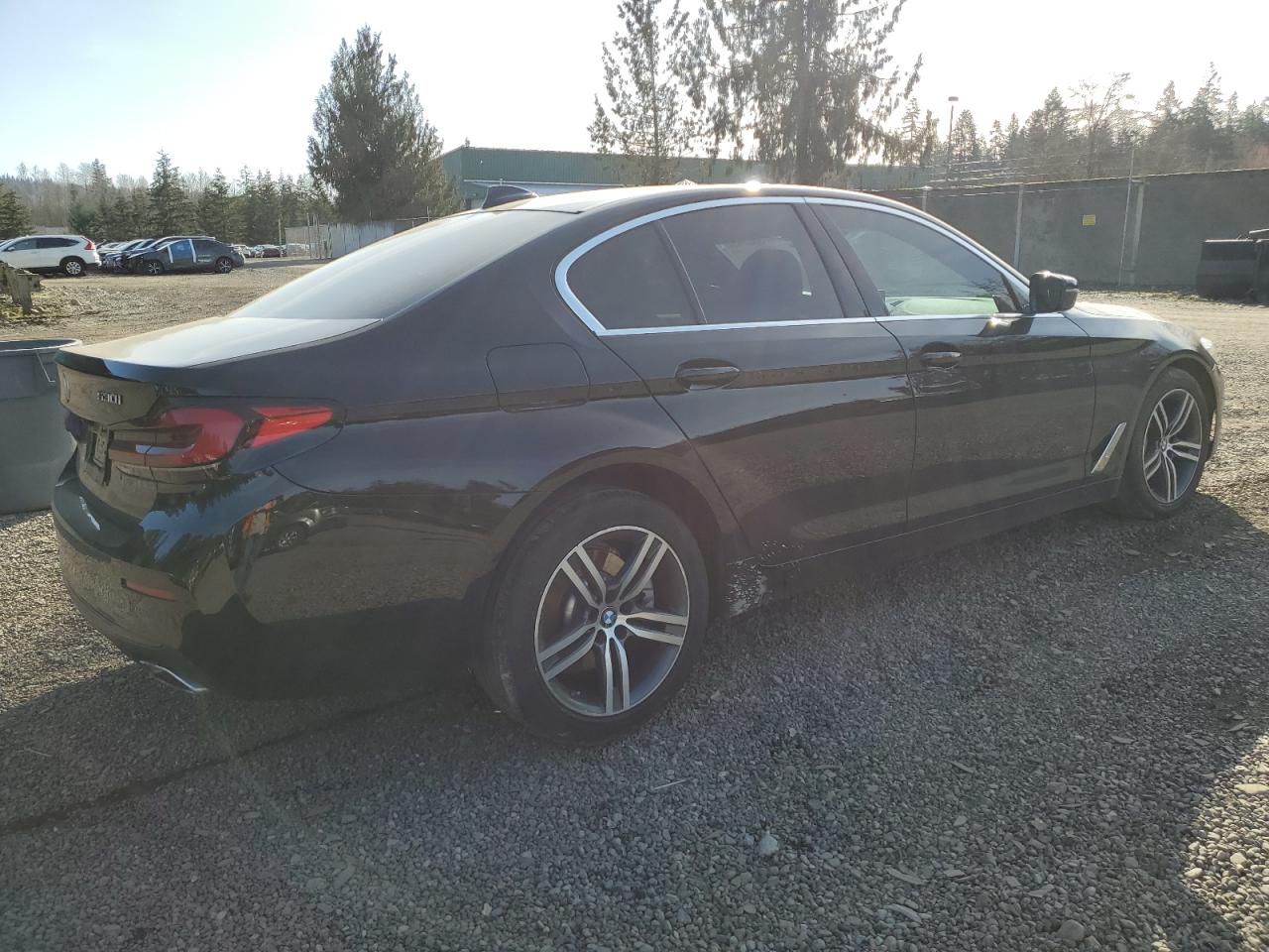 2021 BMW 5er VIN WBA13BJ04MWW99722 Copart auction photo, front end / side damage thumbnail 3