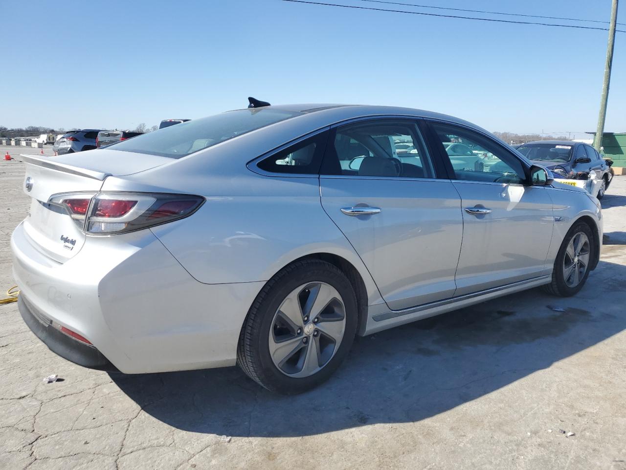 2016 Hyundai Sonata VIN KMHE34L16GA017555 Copart auction photo, side damage thumbnail 3