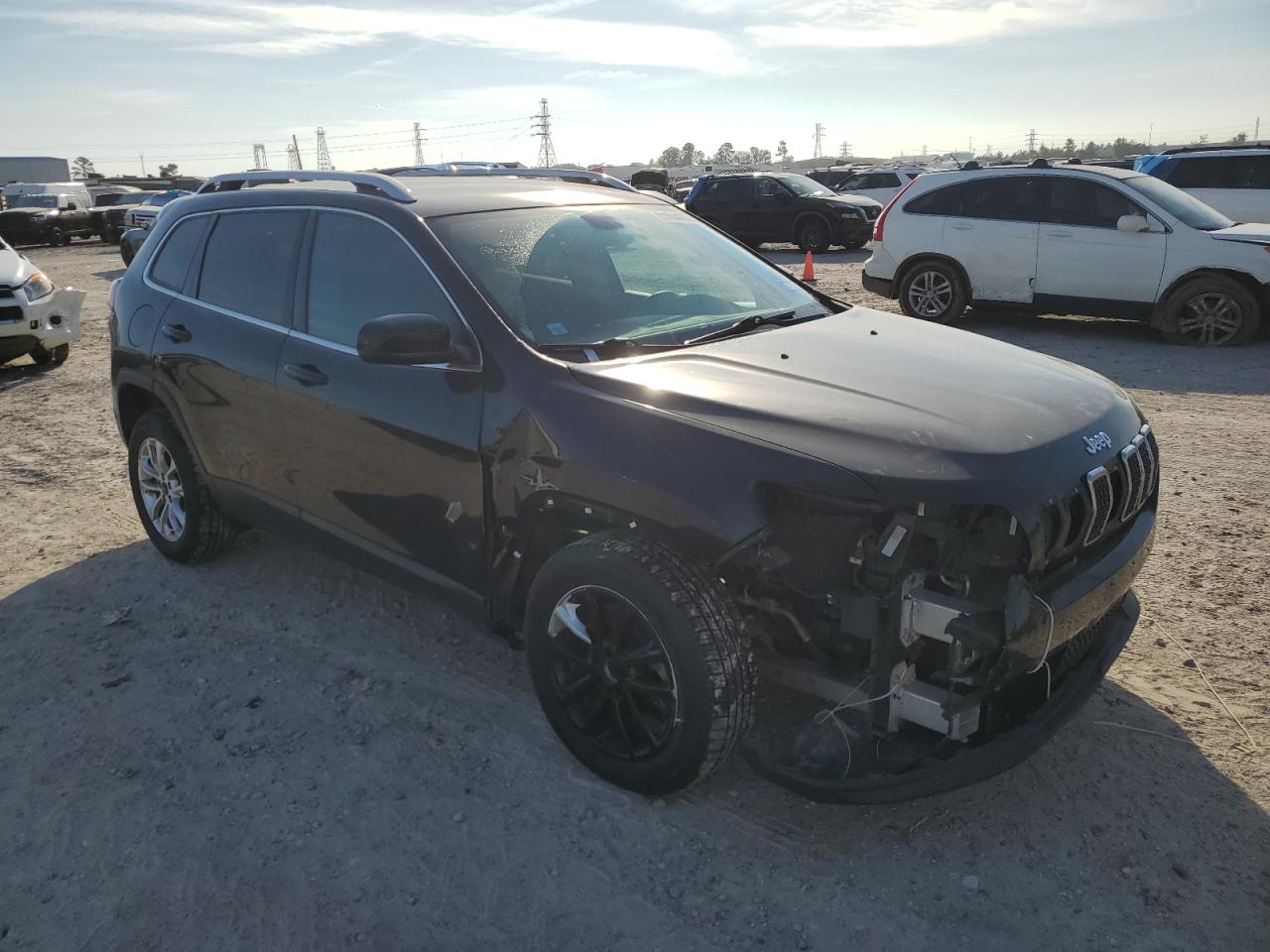 2019 Jeep Grand Cherokee VIN 1C4PJLCB6KD263566 Copart auction photo, front end / minor dent/scratches damage thumbnail 4