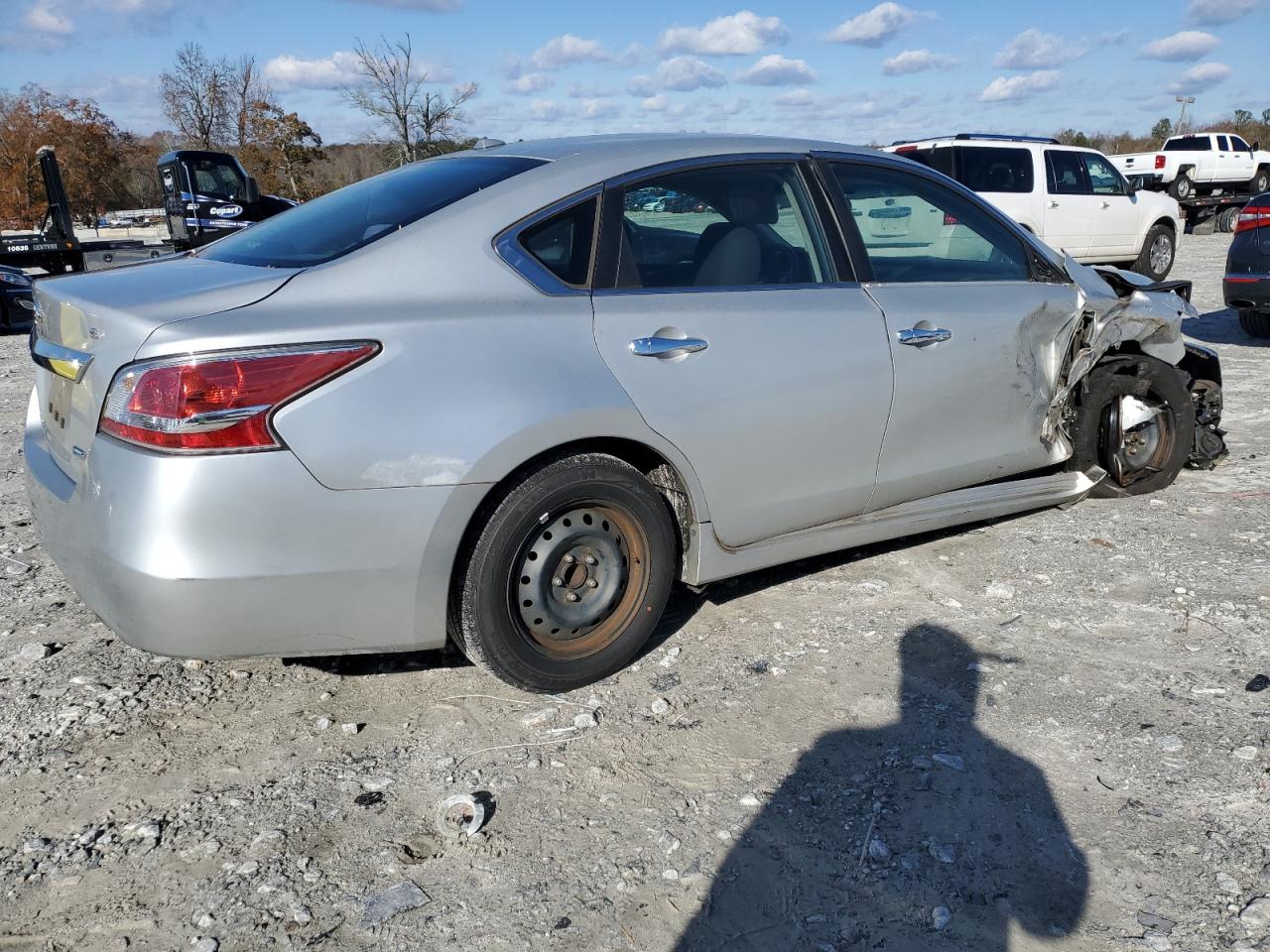2014 Nissan Altima VIN 1N4AL3AP7EC203990 Copart auction photo, all over damage thumbnail 3
