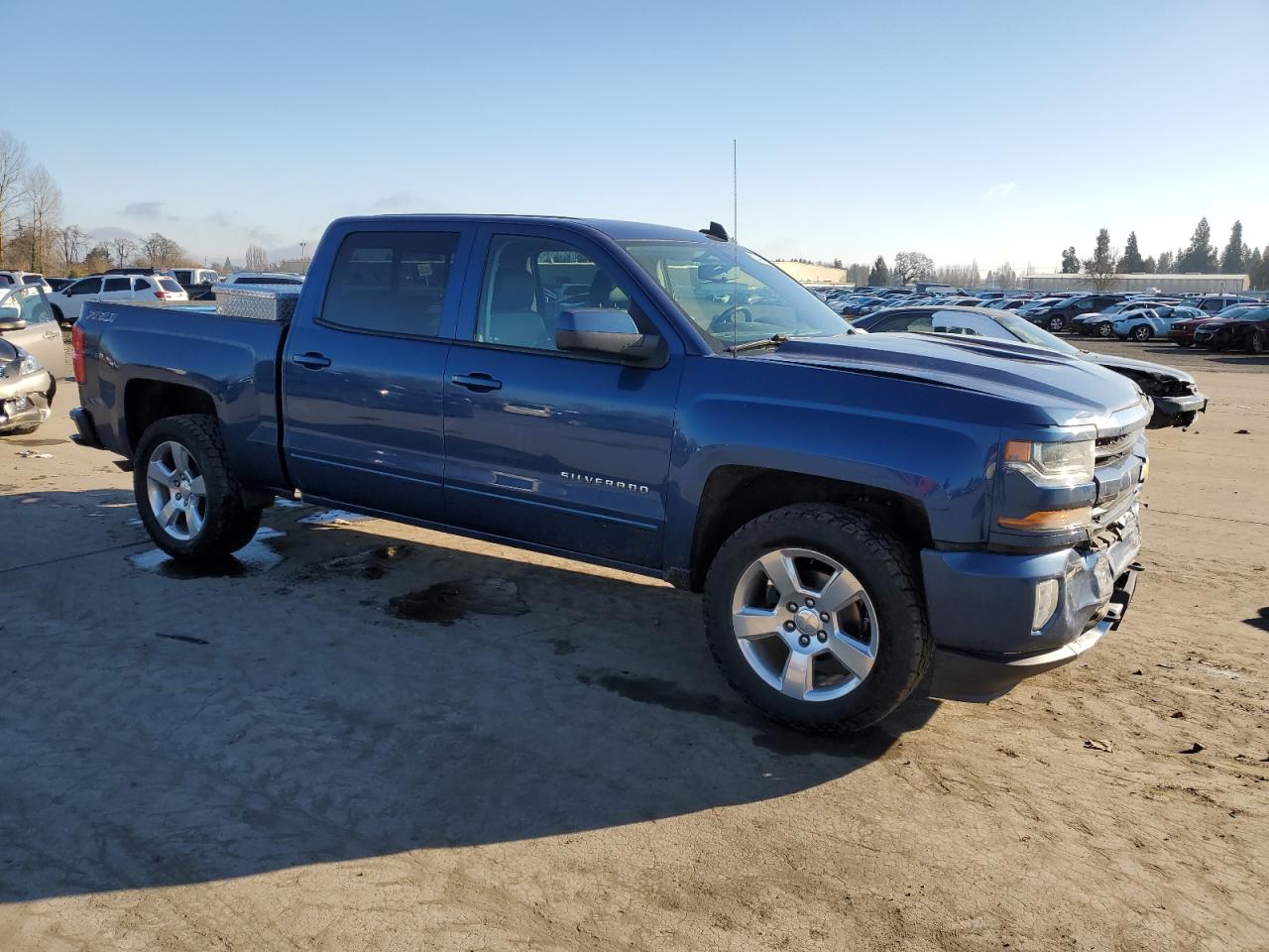 2016 Chevrolet Silverado VIN 3GCUKREC3GG116754 Copart auction photo, front end damage thumbnail 4