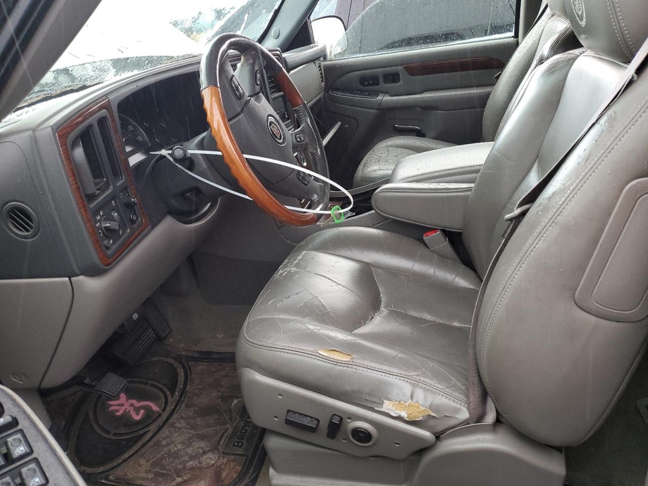2004 Cadillac Escalade VIN 1GYEK63N44R147220 Copart auction photo, side damage thumbnail 7