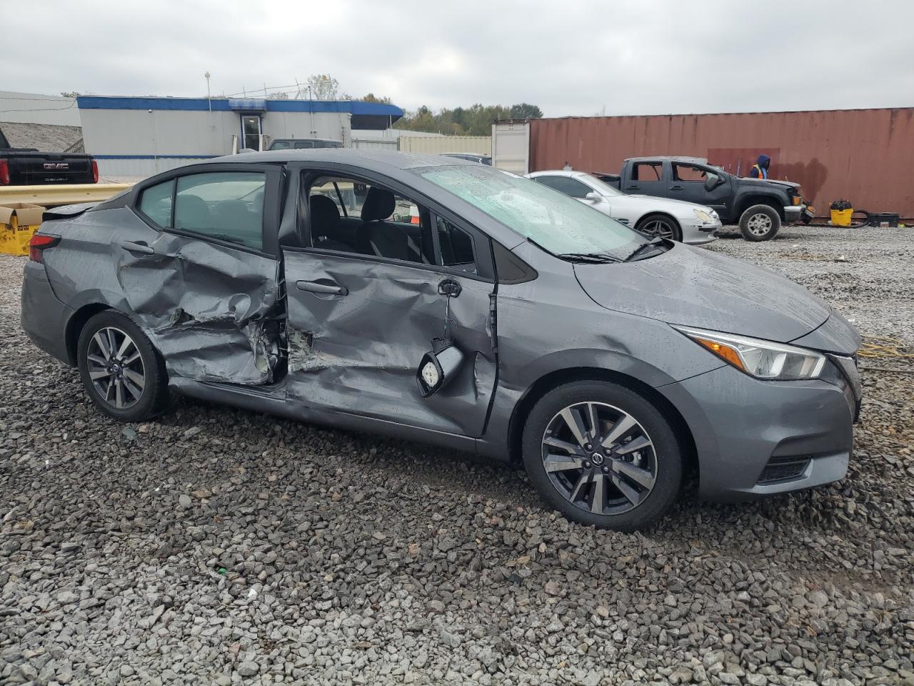 2020 Nissan Versa VIN 3N1CN8EVXLL807573 Copart auction photo, side / rear end damage thumbnail 4