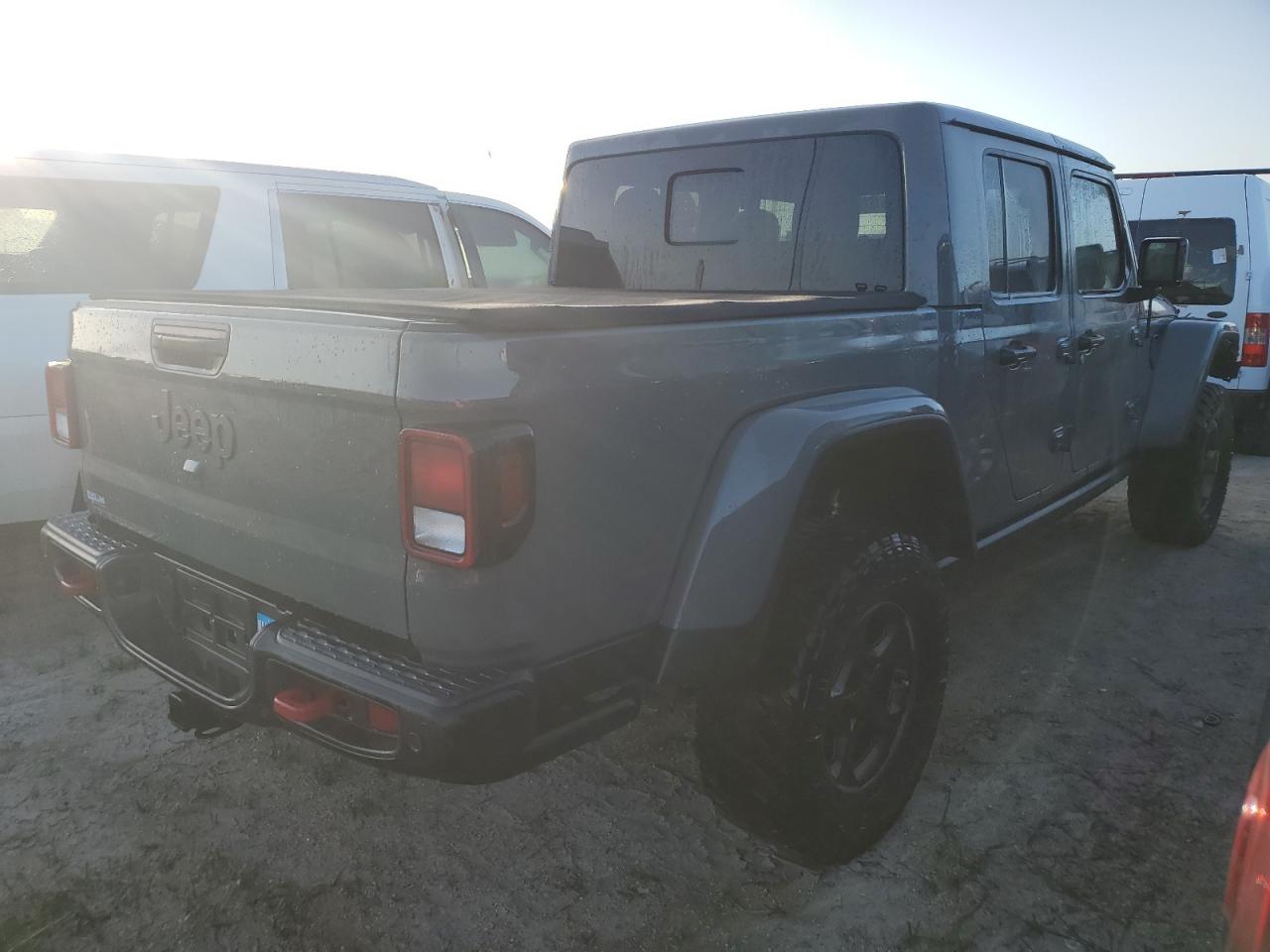 2020 Jeep Gladiator VIN 1C6JJTBG2LL143958 Copart auction photo, water/flood damage thumbnail 3