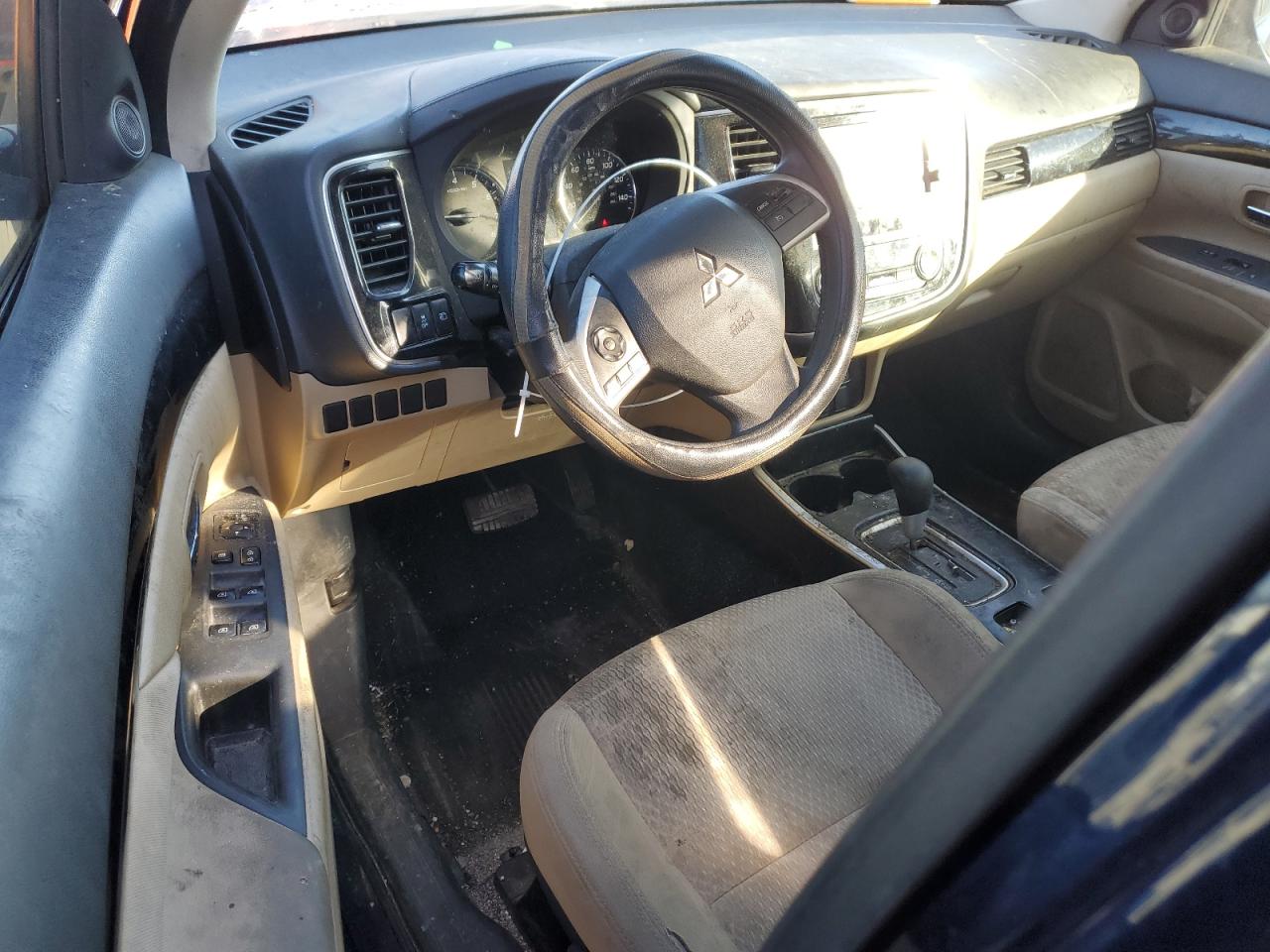 2019 Mitsubishi Outlander VIN JA4AD2A32KZ053742 Copart auction photo, rear end / side damage thumbnail 8