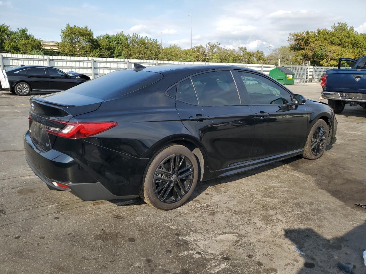 2025 Toyota Camry VIN 4T1DAACK5SU090867 Copart auction photo, side / front end damage thumbnail 3