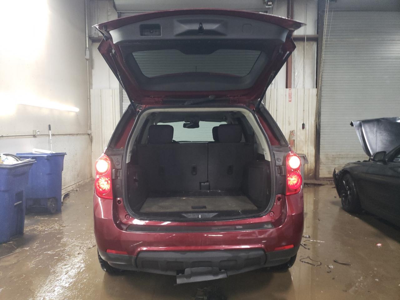 2011 Chevrolet Equinox VIN 2CNALDEC6B6202272 Copart auction photo, side / front end damage thumbnail 6