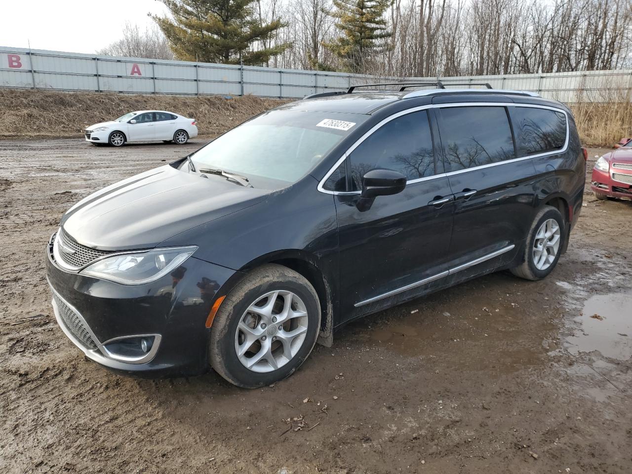 2017 Chrysler Pacifica VIN 2C4RC1EG7HR533216