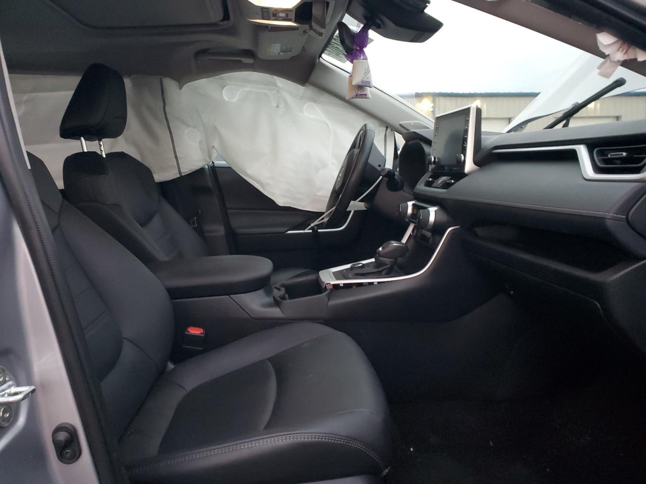 2022 Toyota RAV 4 VIN 4T3B6RFV1NU068468 Copart auction photo, all over damage thumbnail 7