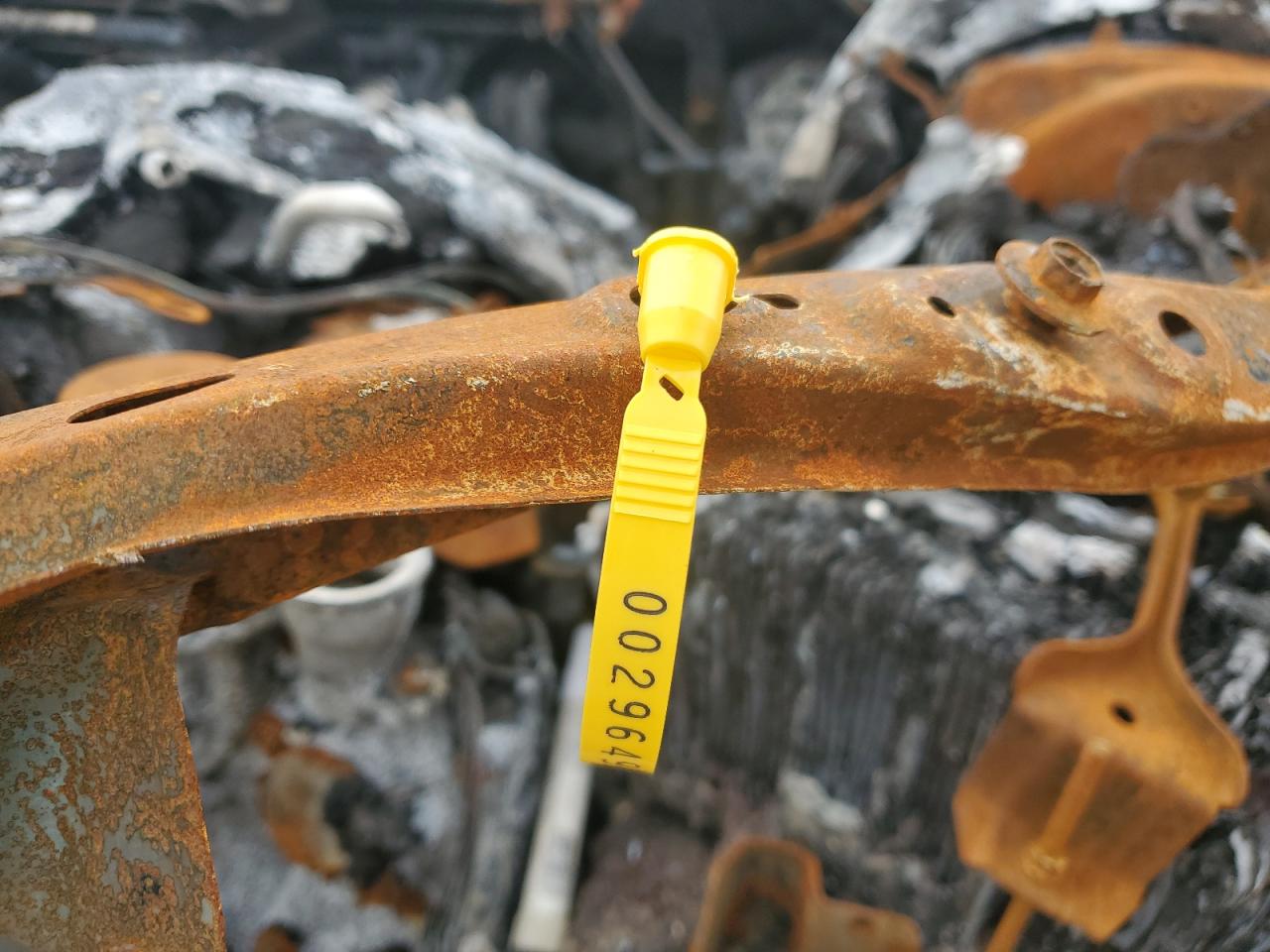 2020 Subaru Forester VIN JF2SKAGC6LH481680 Copart auction photo, burn / missing/altered vin damage thumbnail 13