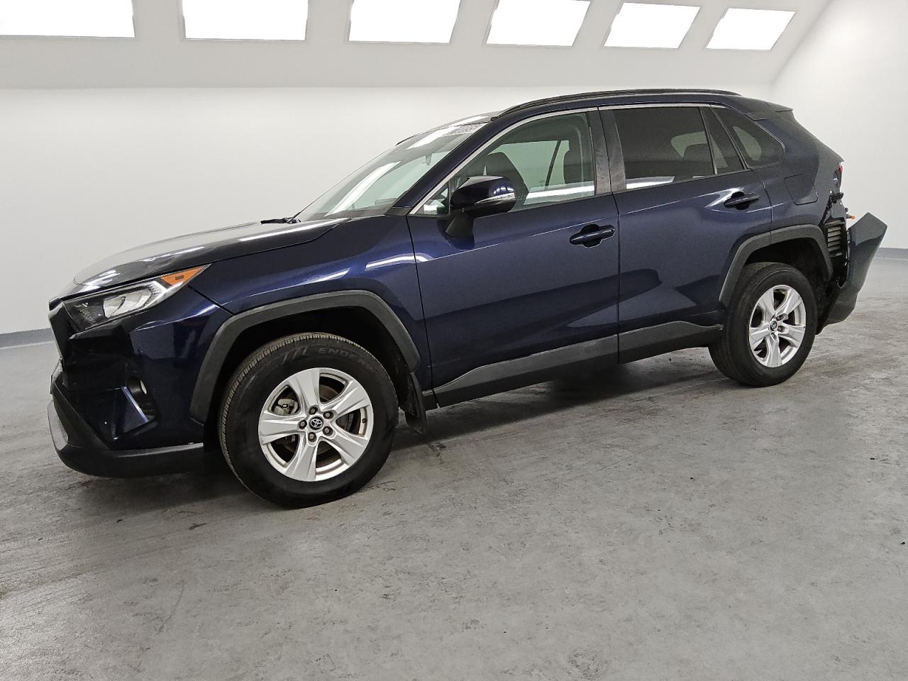 2020 Toyota RAV 4 VIN 2T3W1RFV7LW070674