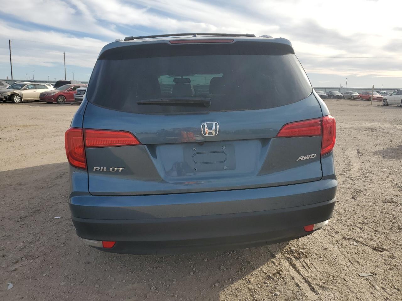 2018 Honda Pilot VIN 5FNYF6H75JB045802 Copart auction photo, side damage thumbnail 6