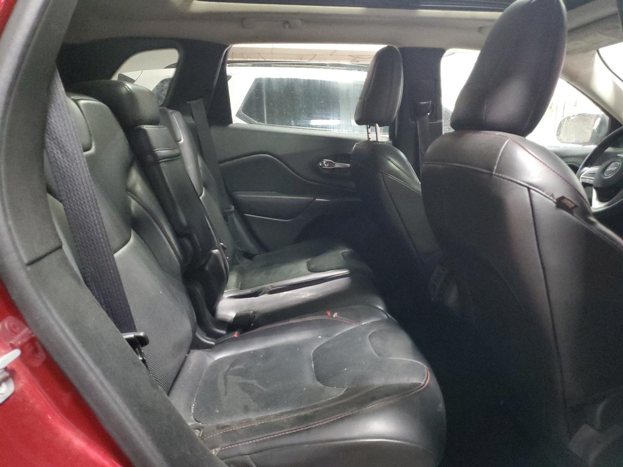 2015 Jeep Cherokee VIN 1C4PJMBS2FW640041 Copart auction photo, vandalism / front end damage thumbnail 11