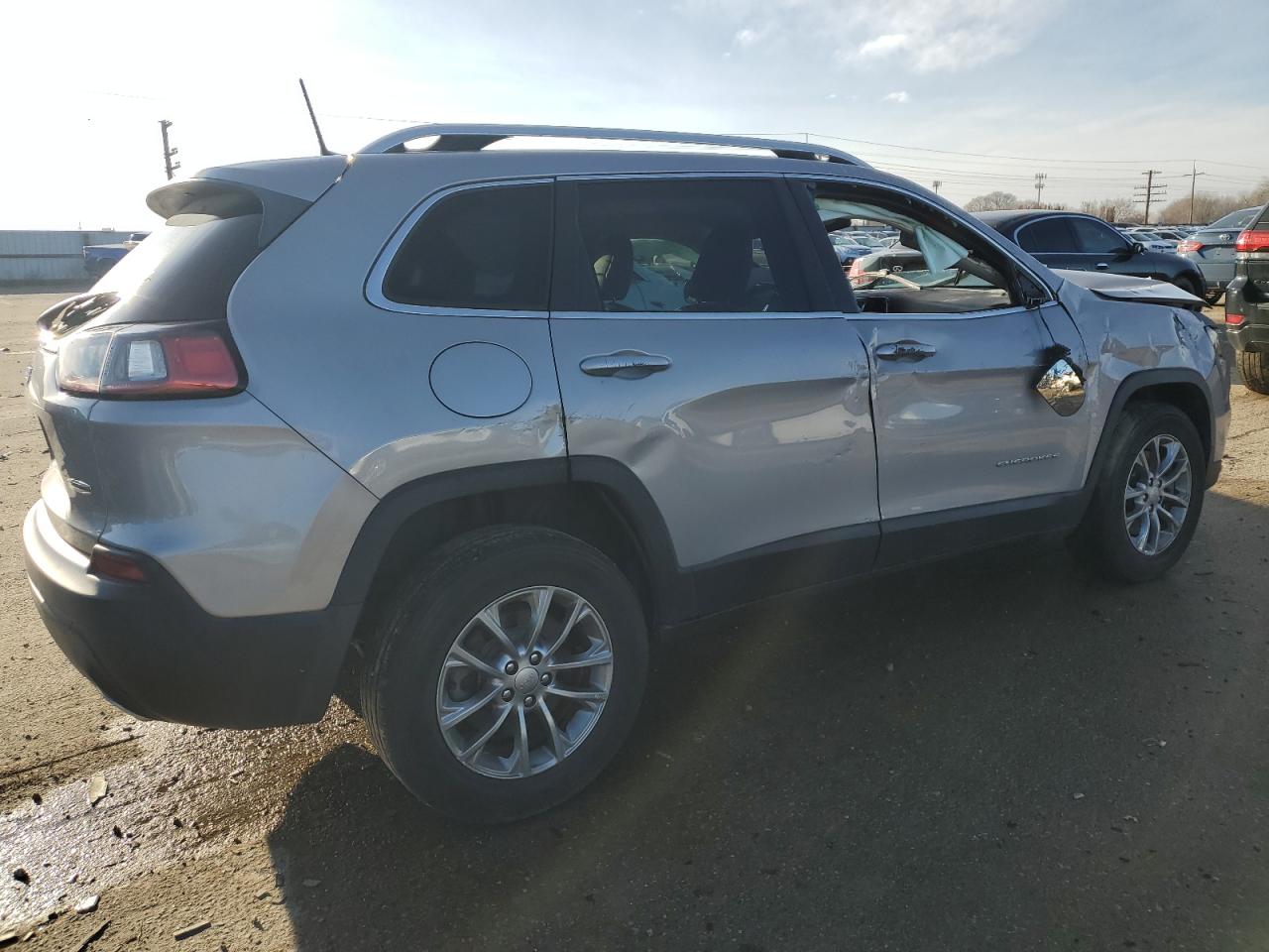 2019 Jeep Grand Cherokee VIN 1C4PJMLX1KD217919 Copart auction photo, all over damage thumbnail 3