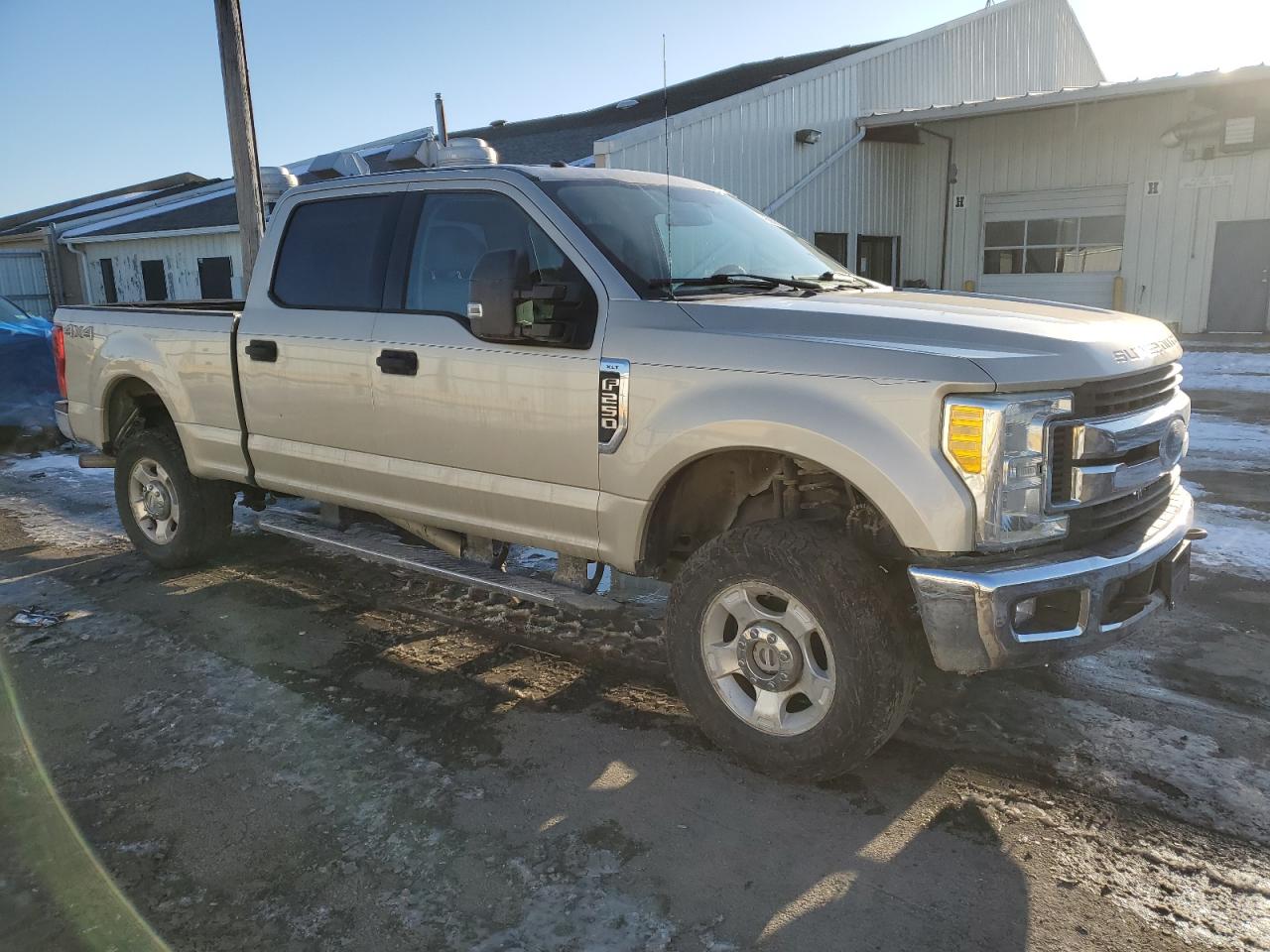2017 Ford F250 VIN 1FT7W2B65HEC47345 Copart auction photo, front end / rear end damage thumbnail 4
