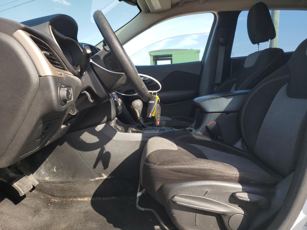 2016 Jeep Grand Cherokee VIN 1C4PJLABXGW135331 Copart auction photo, front end / minor dent/scratches damage thumbnail 7