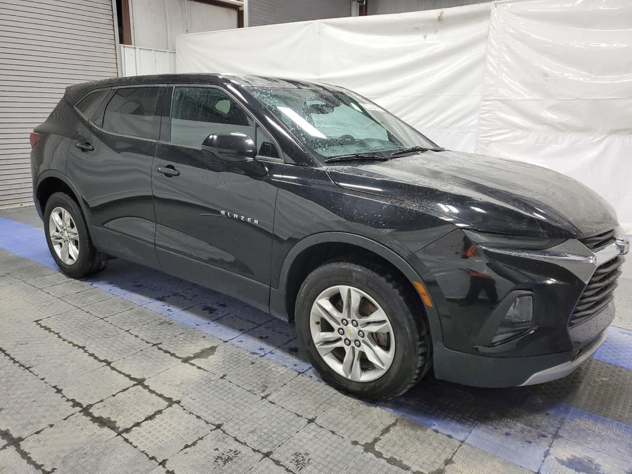 2020 Chevrolet Blazer VIN 3GNKBHRS8LS641178 Copart auction photo, minor dent/scratches damage thumbnail 4