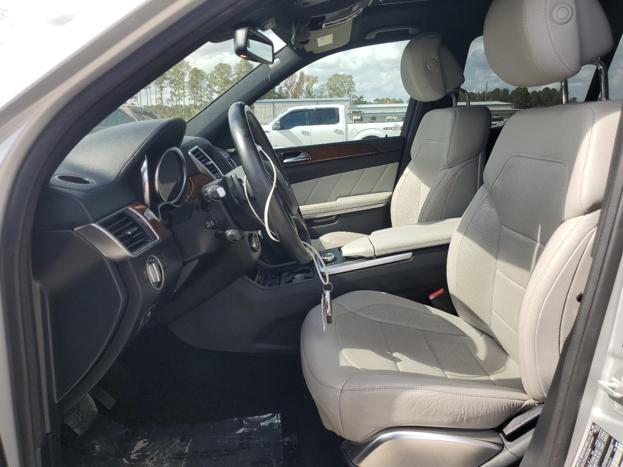 2015 Mercedes-Benz GL-klasse VIN 4JGDF7DE8FA566663 Copart auction photo, front end damage thumbnail 7