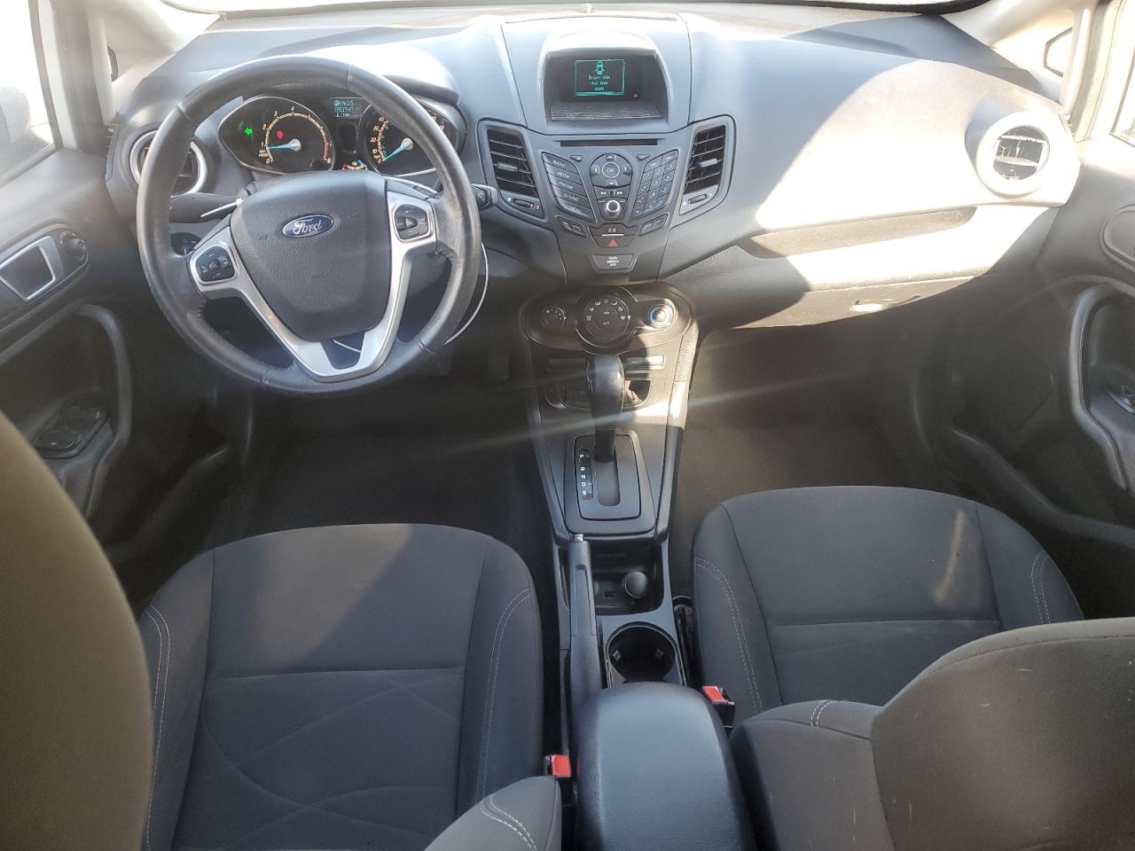 2015 Ford Fiesta VIN 3FADP4BJ2FM208225 Copart auction photo, front end / side damage thumbnail 8