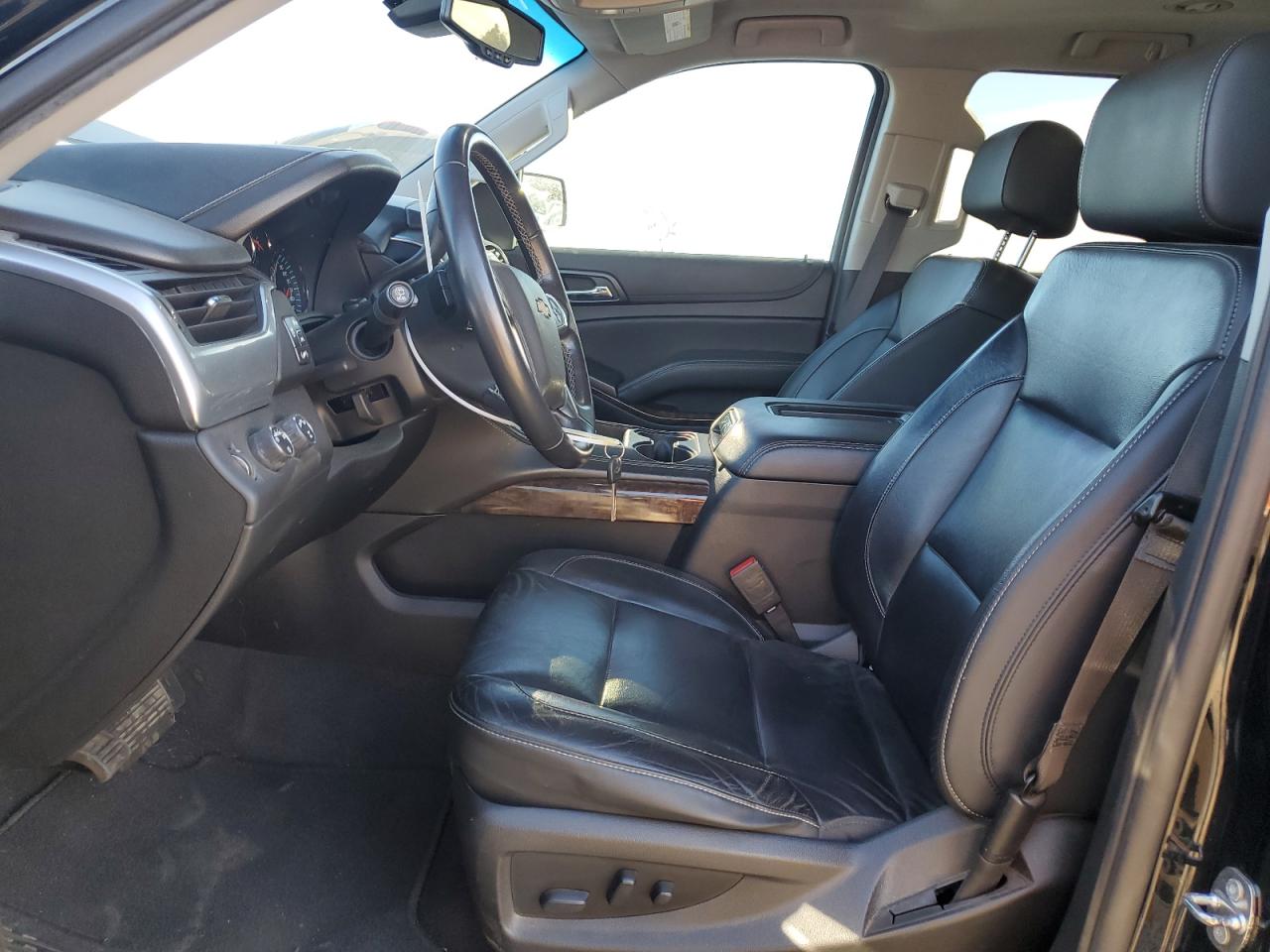 2020 Chevrolet Tahoe VIN 1GNSKBKC2LR306436 Copart auction photo, side / rear end damage thumbnail 7