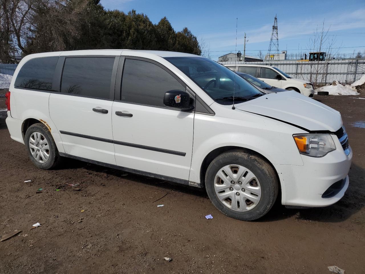 2014 Dodge Caravan VIN 2C4RDGBG3ER415387 Copart auction photo, front end / side damage thumbnail 4