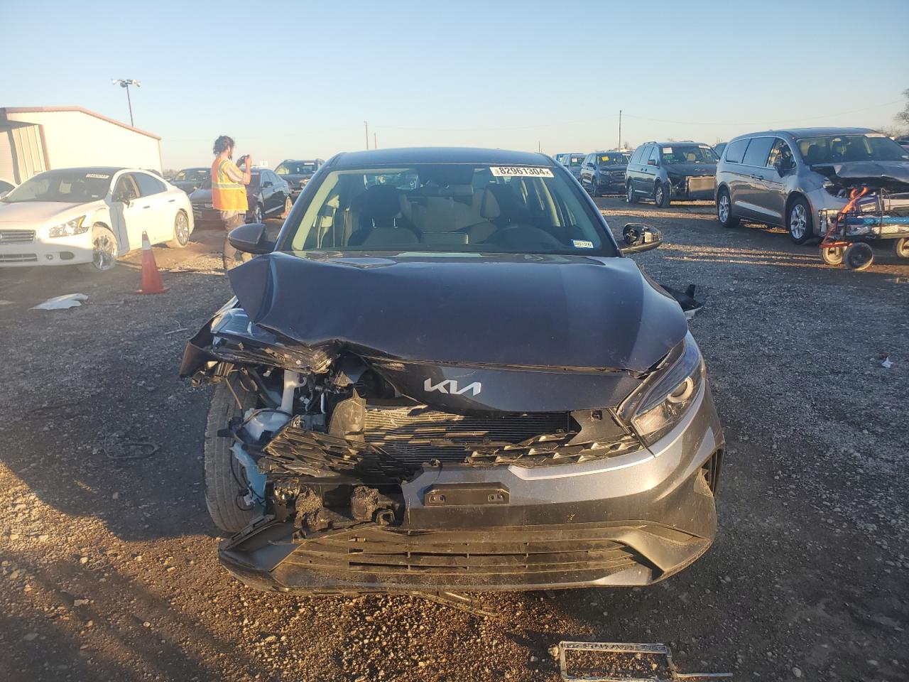 2024 KIA Forte VIN 3KPF24AD5RE820737 Copart auction photo, front end damage thumbnail 5