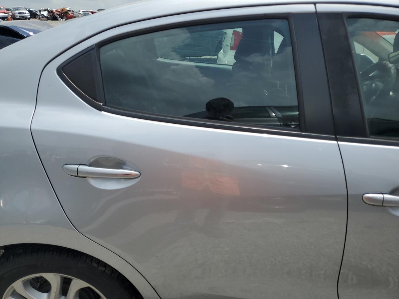 2017 Toyota Yaris VIN 3MYDLBYV1HY175672 Copart auction photo, biohazard/chemical / all over damage thumbnail 10